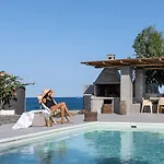 Villa Damma Beachfront Luxury