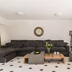 Damma Beachfront Luxury Villa *