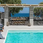 Damma Beachfront Luxury *