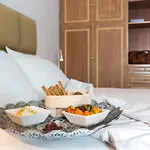 Damma Beachfront Luxury Villa *