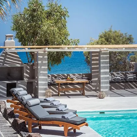 Damma Beachfront Luxury Kamari (Santorini)