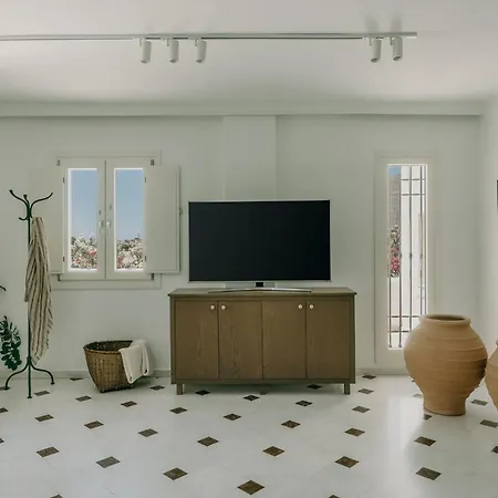 Damma Villa Kamári