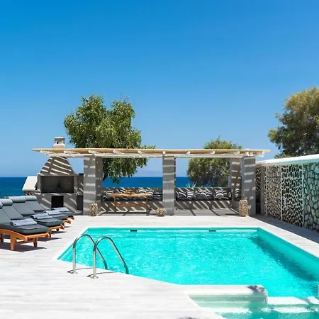 Damma Beachfront Luxury