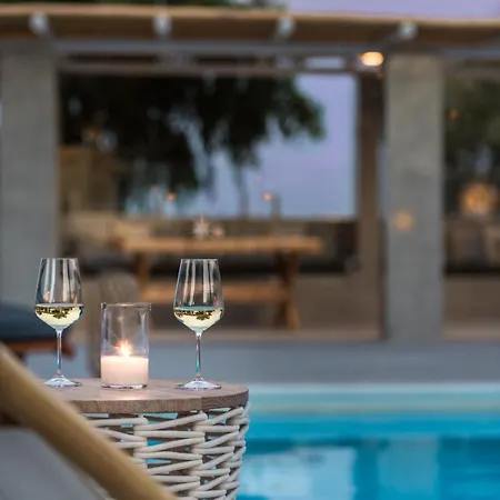 Damma Beachfront Luxury * Kamari (Santorini)