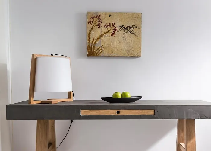 Damma Beachfront Luxury Kamari (Santorini)