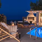 Damma Beachfront Luxury