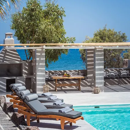 Damma Beachfront Luxury