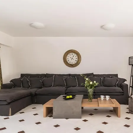 Damma Beachfront Luxury 别墅 *