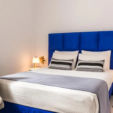 Damma Beachfront Luxury Kamári