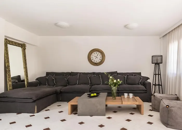 Damma Beachfront Luxury 빌라 *